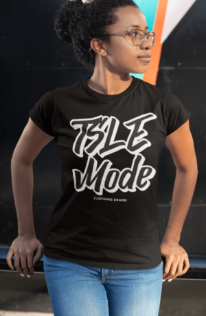 A woman wearing a black t-shirt with the word " isle mode ".